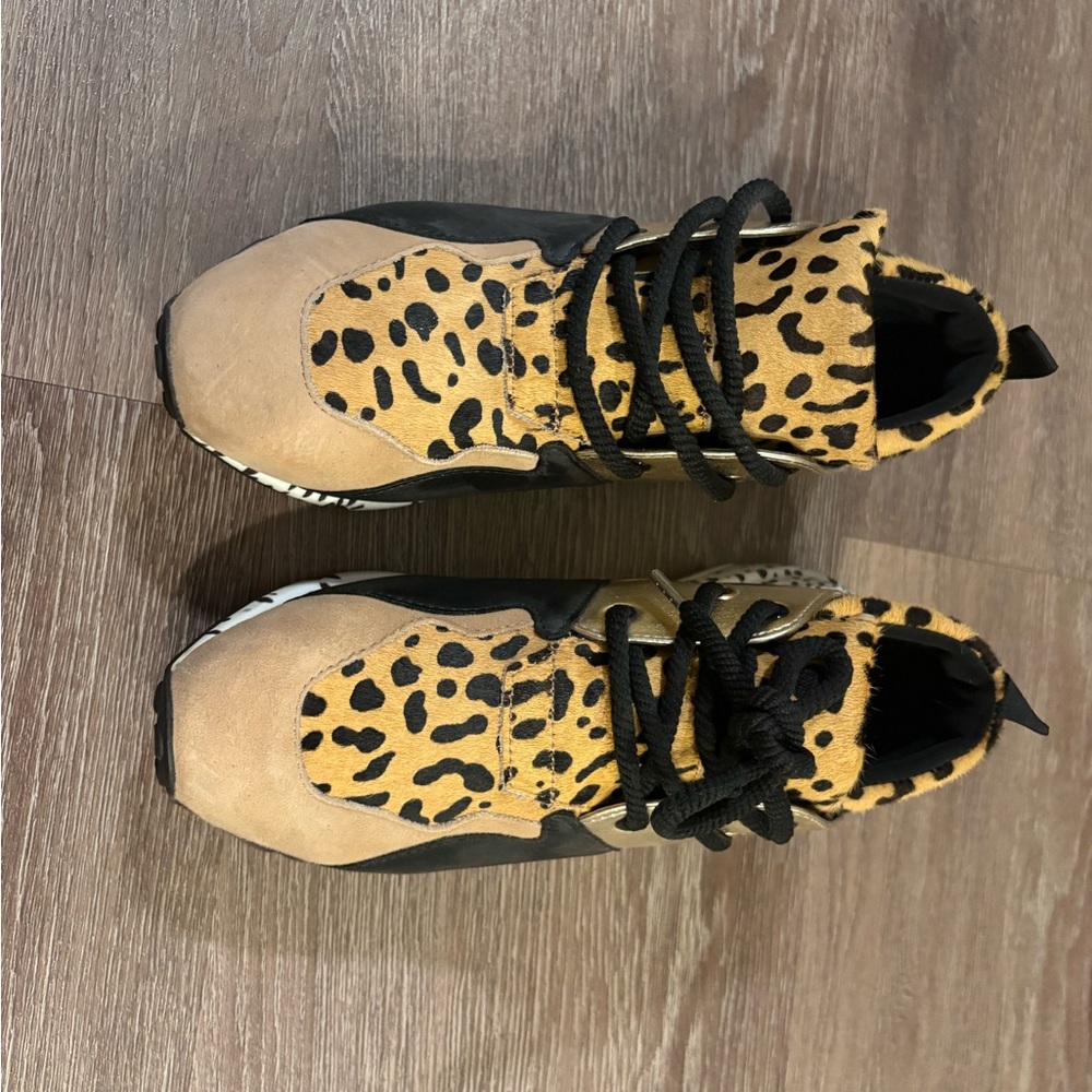 Steve Madden Leopard Print Tan & Black Sneakers